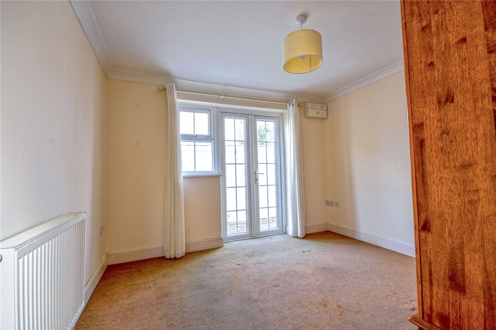 Property photo 3 of 9 Picture No. 05