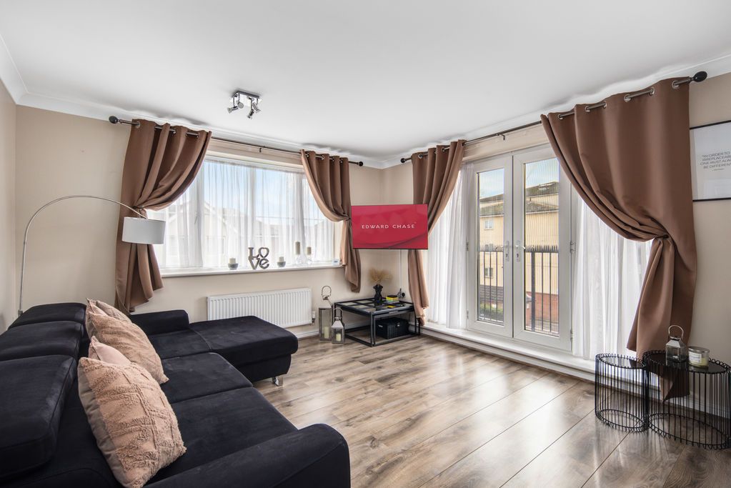 Property photo 3 of 16 Photo 8