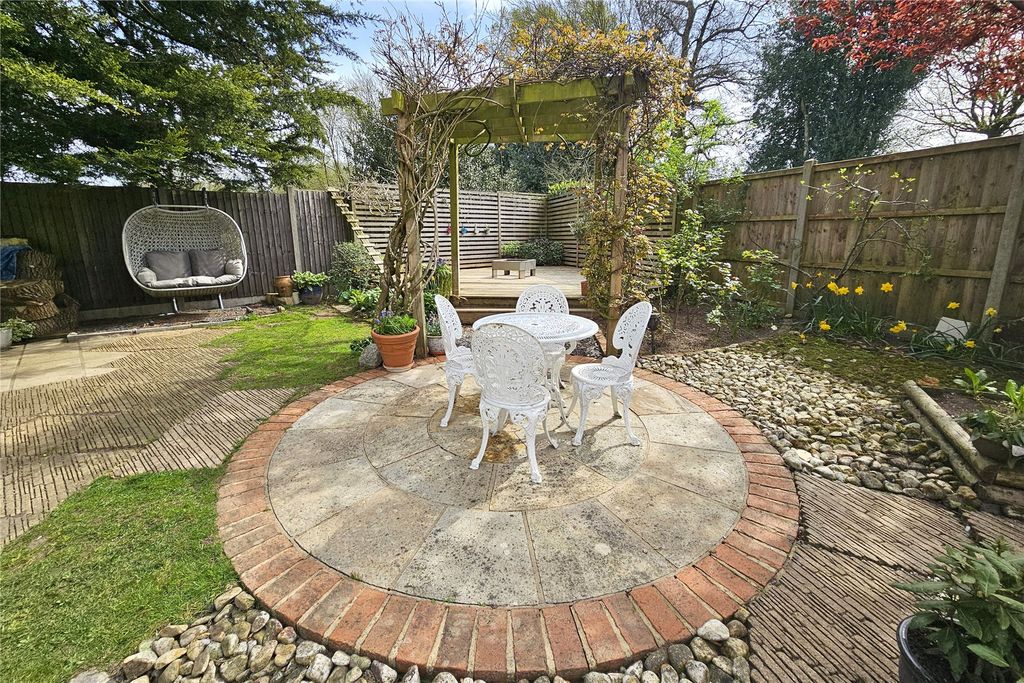 Additional image 9 of 4 bed detached house for saleLiphook, Hampshire GU30
