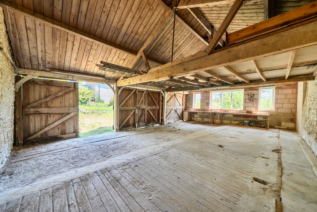 Property photo 3 of 30