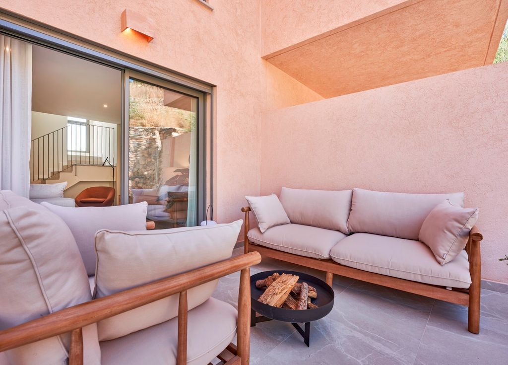 Property photo 3 of 26 A10-Voltor-Esporles-Garden-July2025.Jpg