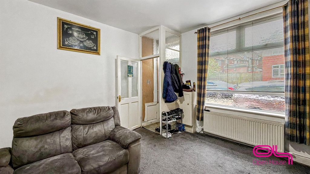 Property photo 3 of 10 8.Png