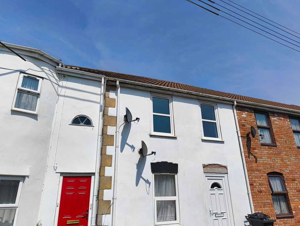 Property photo 1 of 5 Frontage