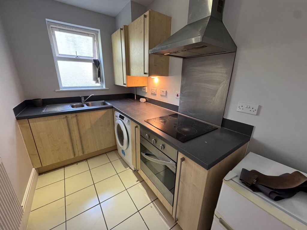 Property photo 2 of 7 Picture No. 06