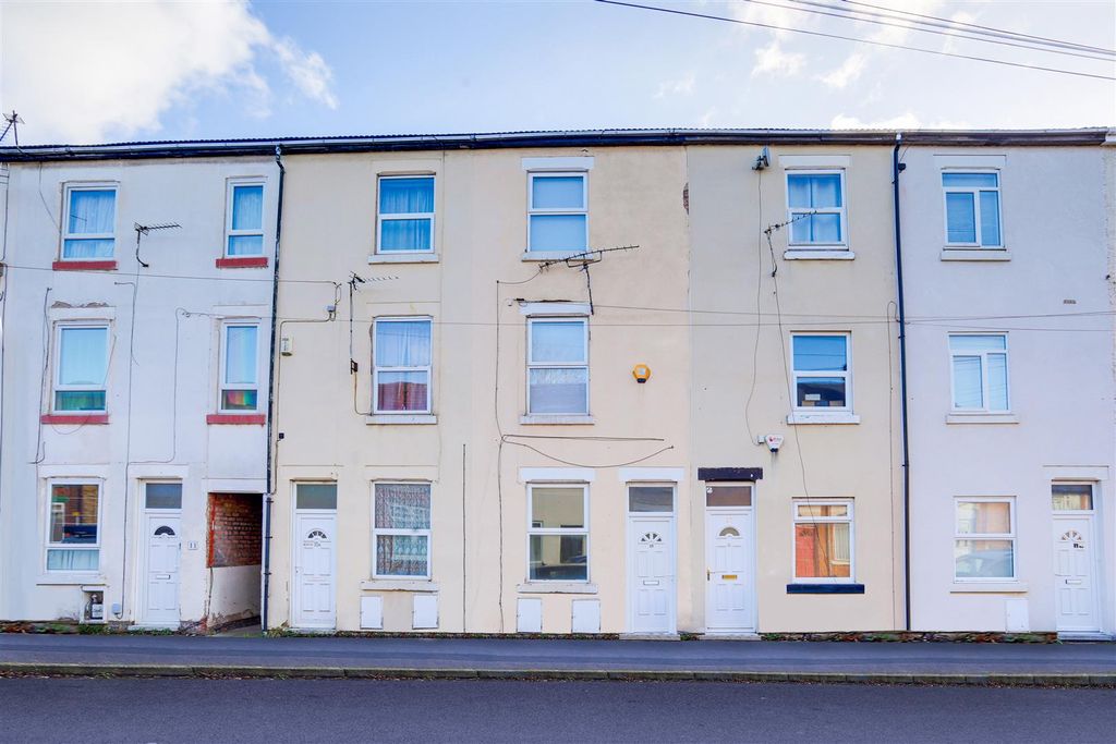 Property photo 1 of 13 2713.Jpg