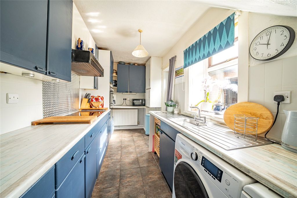 Property photo 3 of 17 Picture No. 05
