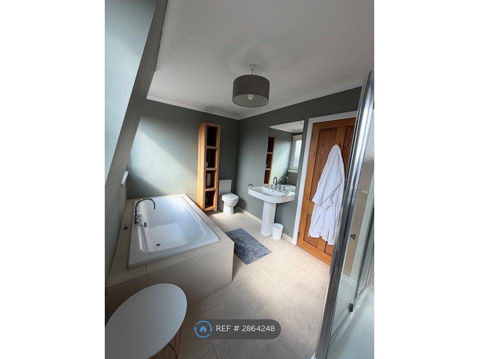 Additional image 16 of 4 bed flat to rentGreat Western Road, Aberdeen AB10