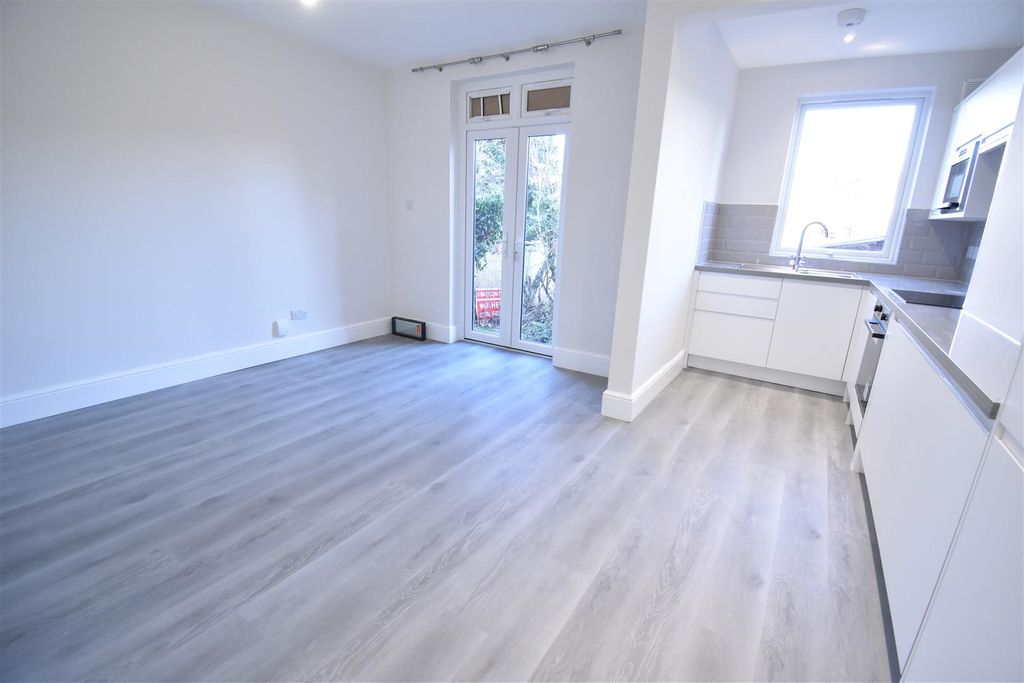 Property photo 2 of 6 Dsc_0017.Jpg