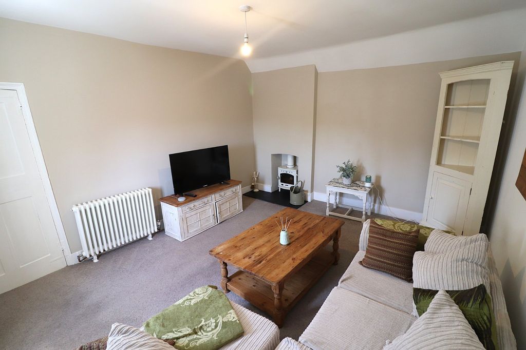 Property photo 2 of 24 Picture No. 21
