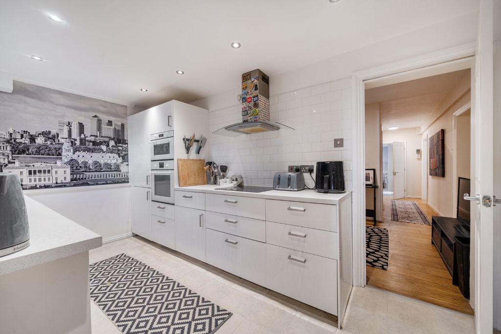 Property photo 3 of 25 Picture No. 14