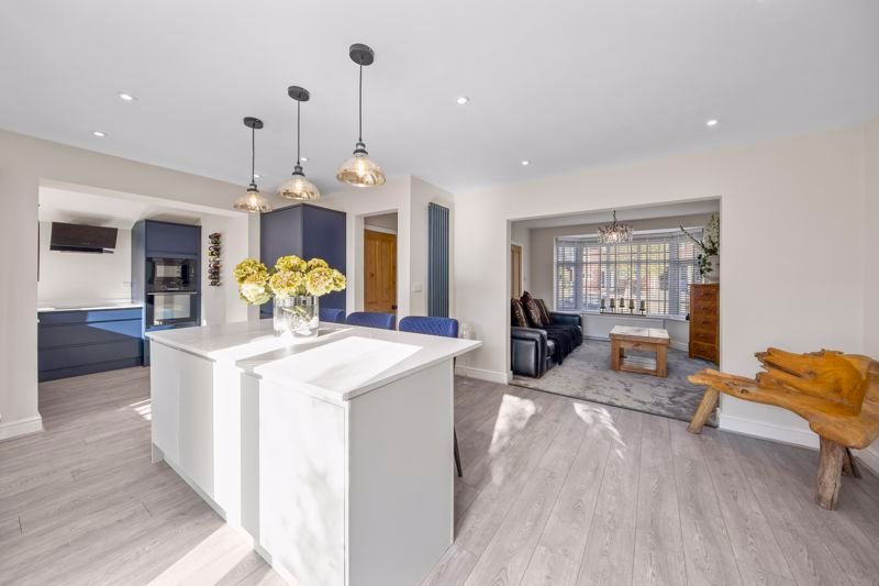 Property photo 3 of 29 Kitchen