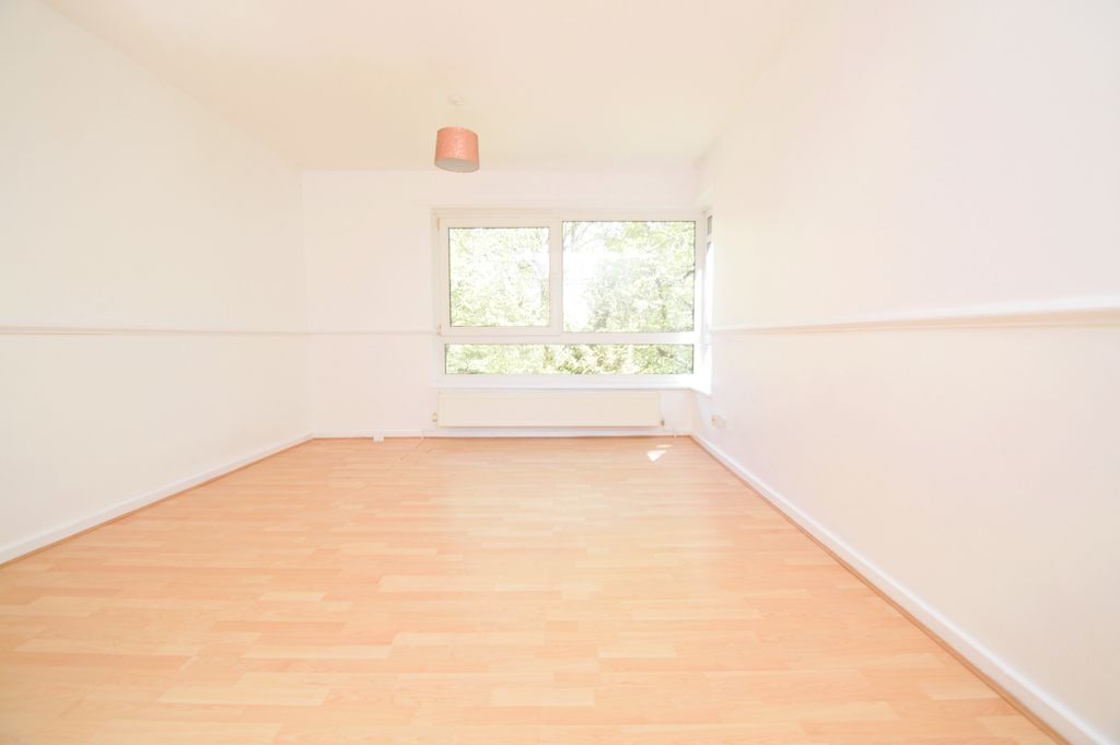 Property photo 3 of 15 Dsc_1603