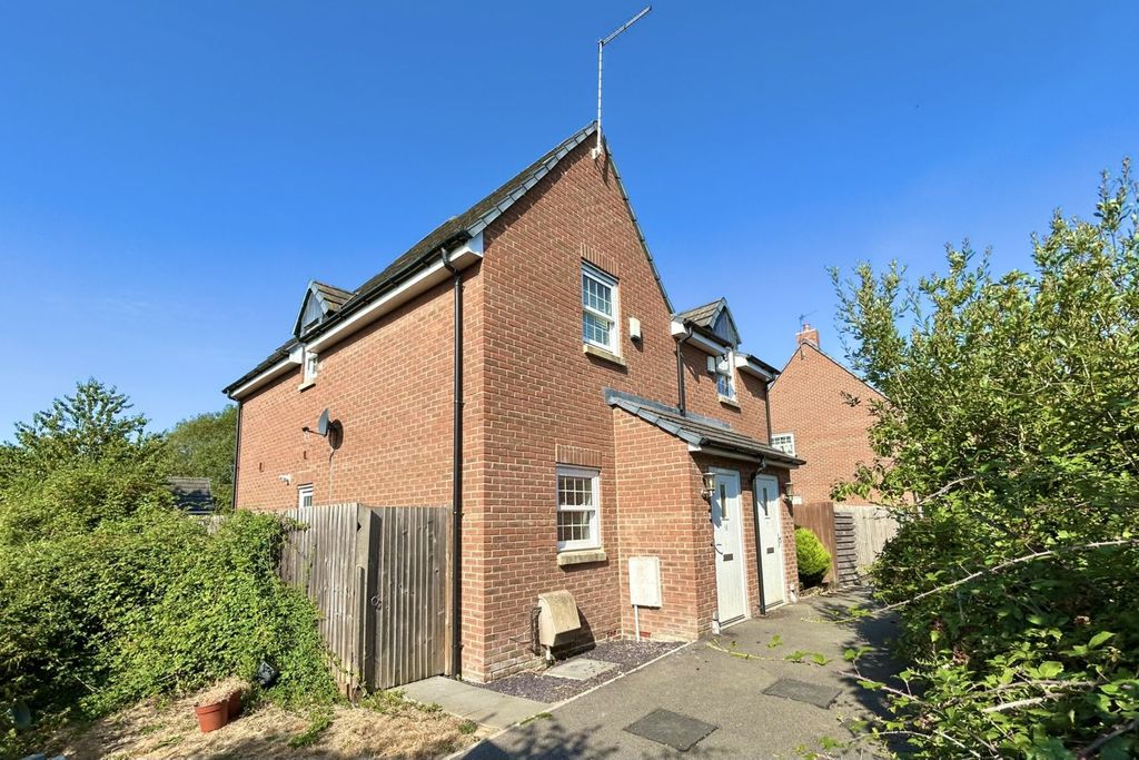 Property photo 1 of 21