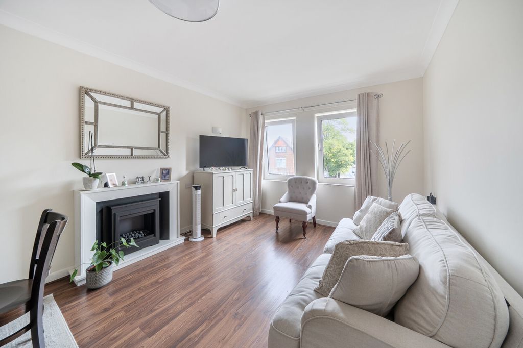 Property photo 3 of 14 Reception Room