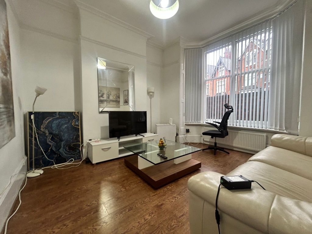 Property photo 2 of 16 Image