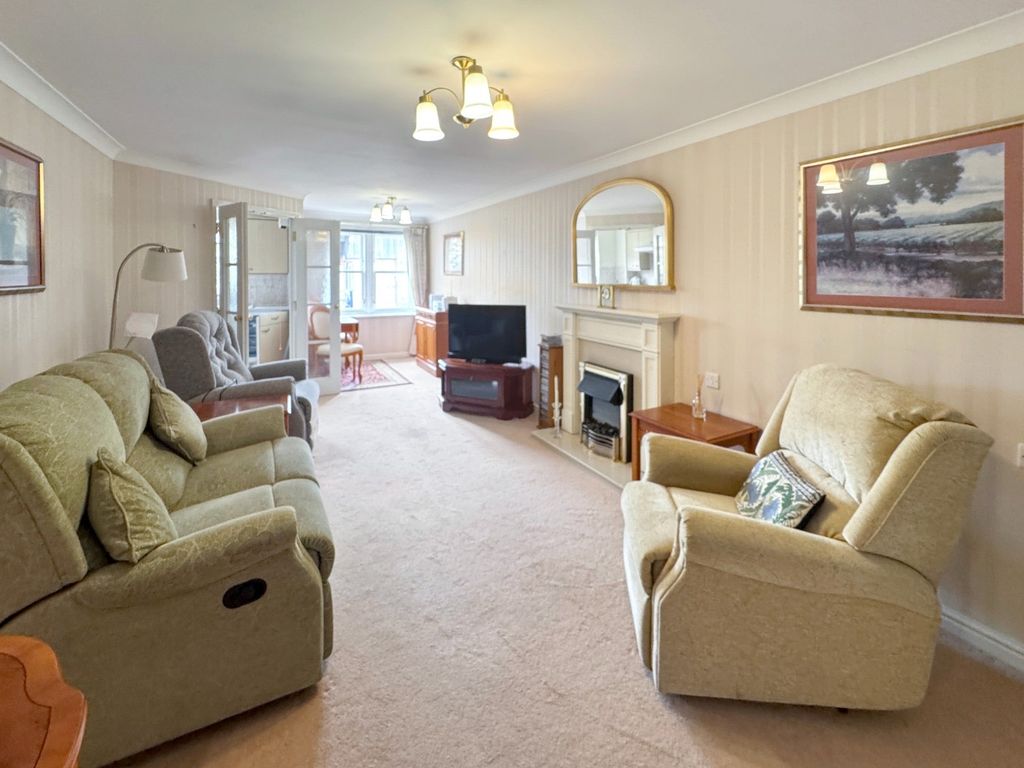 Property photo 3 of 9 5301693