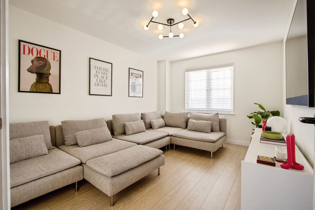 Additional image 12 of 4 bed detached house for saleHeath View, Wakefield, West Yorkshire WF1