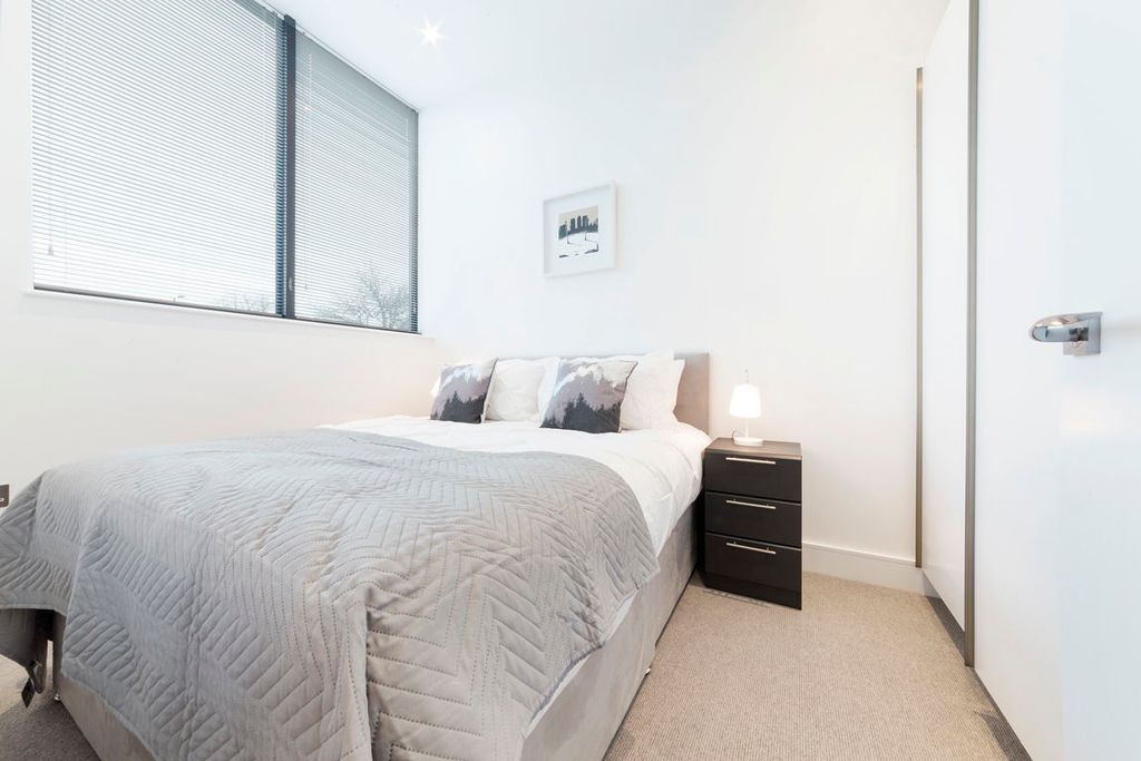 Property photo 3 of 9