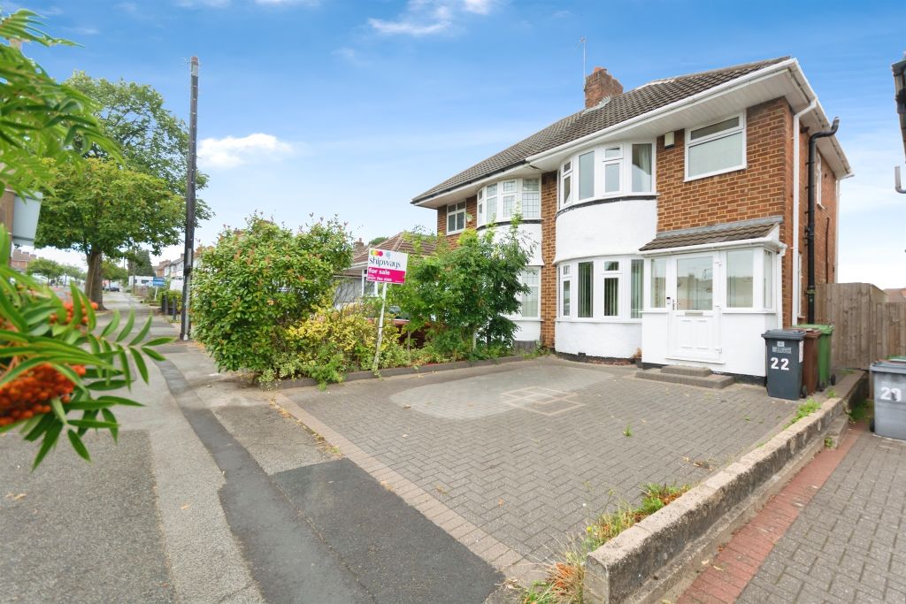 Property photo 2 of 17