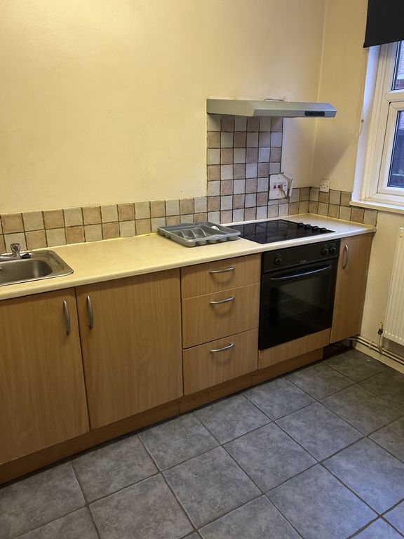 Property photo 3 of 7 Photo 4