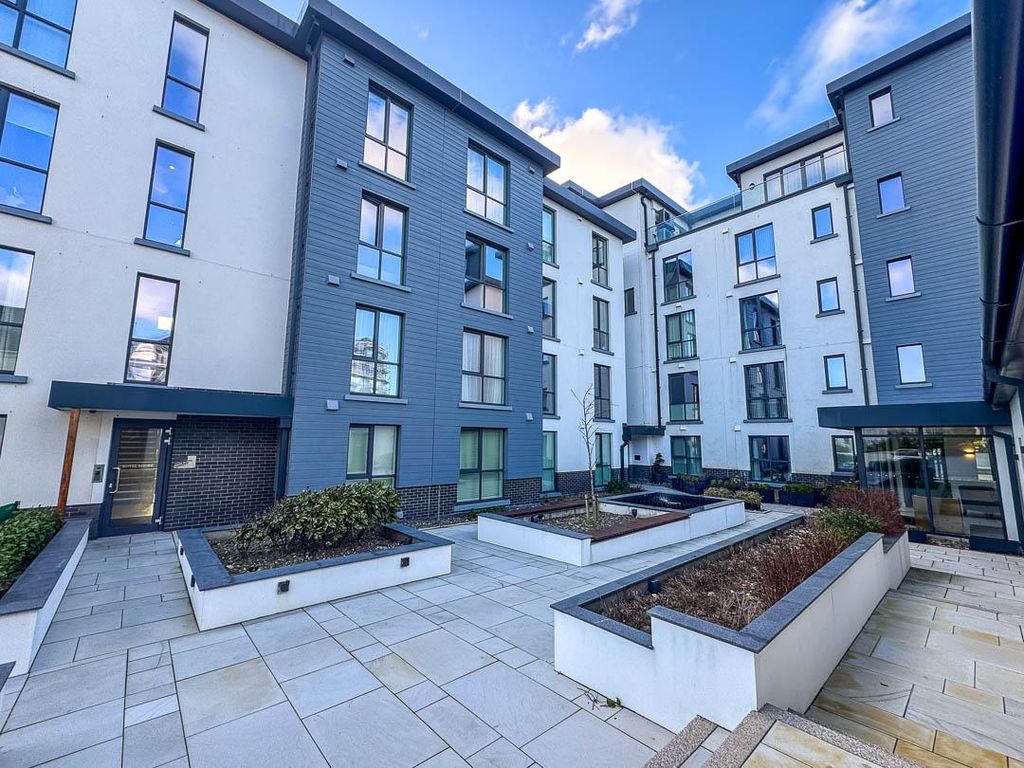 Property photo 1 of 15 9 Royal Shore Apartments, Port Erin (14).Jpg