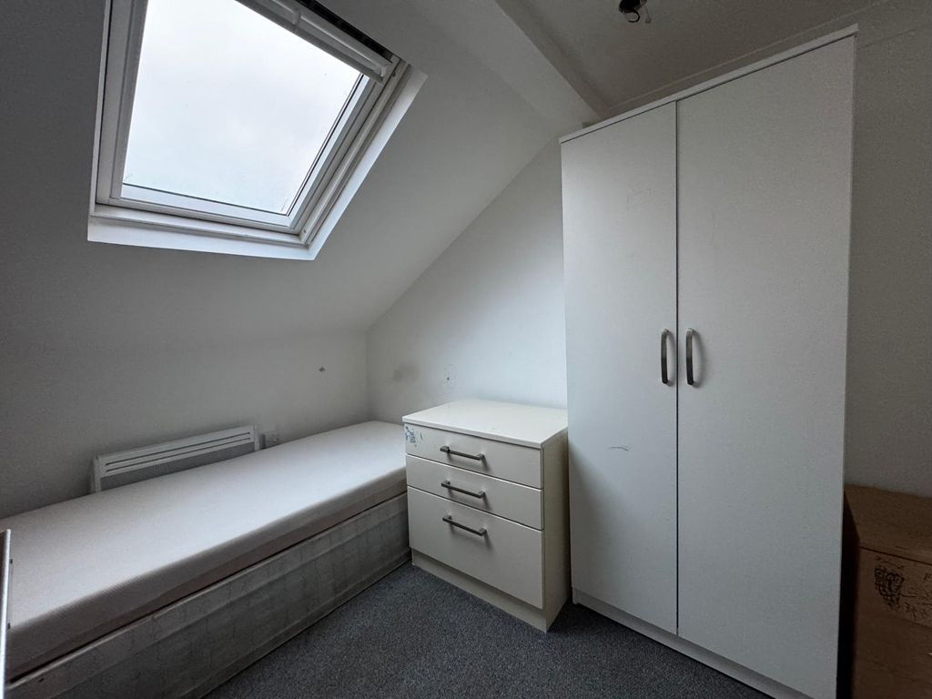 Property photo 2 of 3 Marketing Materials (3)