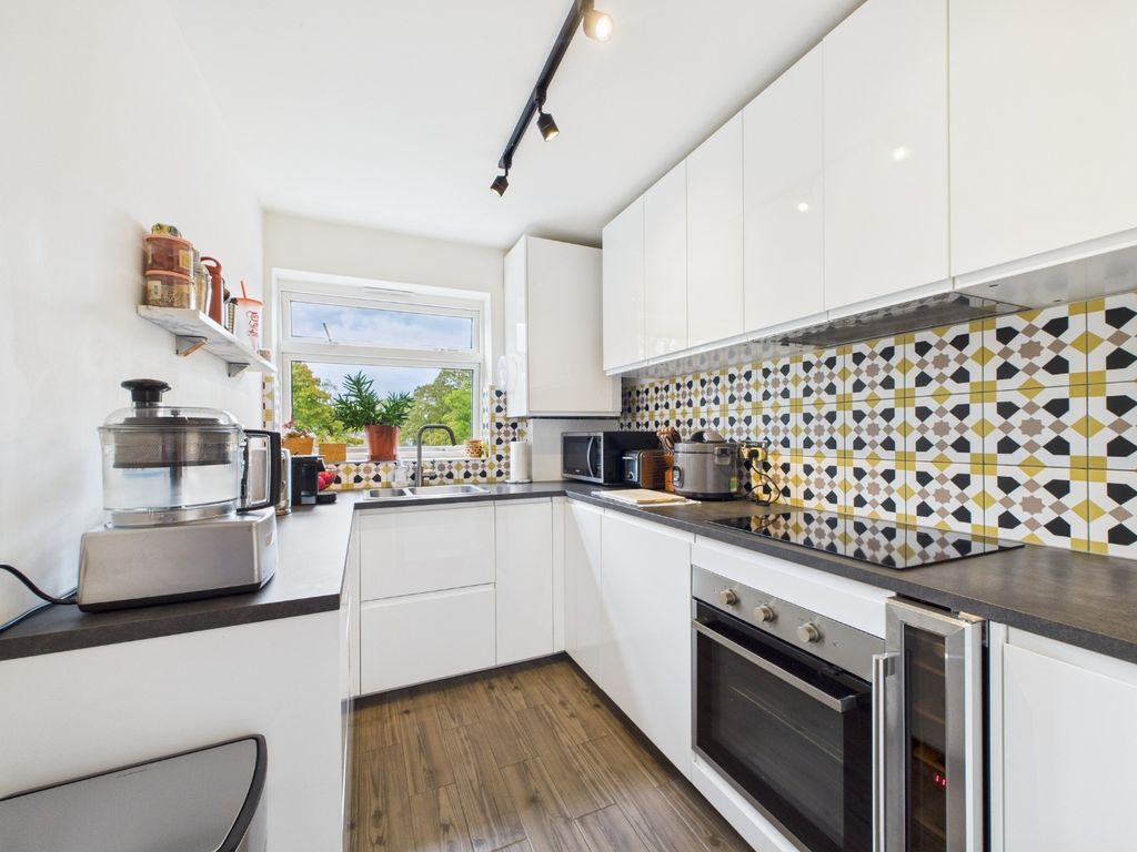 Property photo 1 of 9 4580530