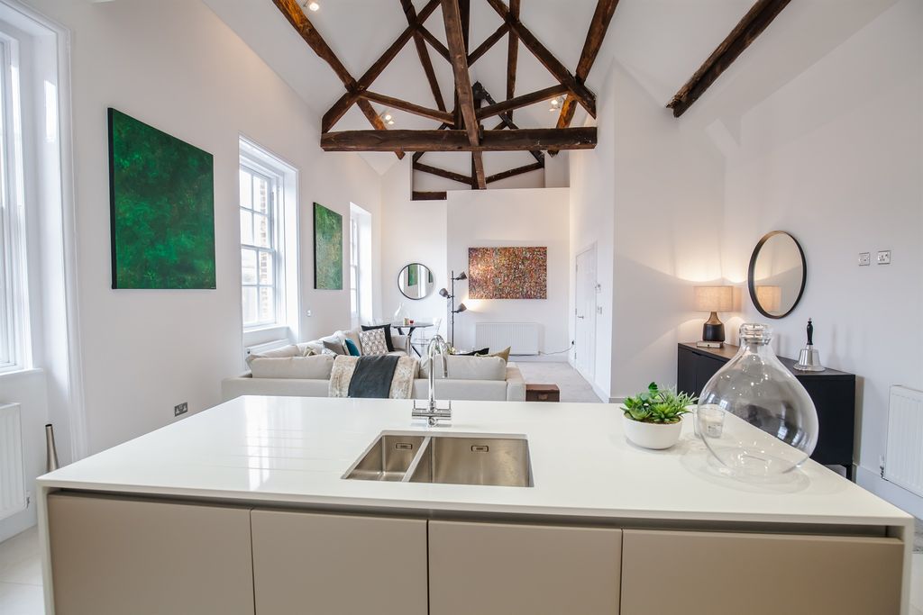 Property photo 2 of 10 Living Room