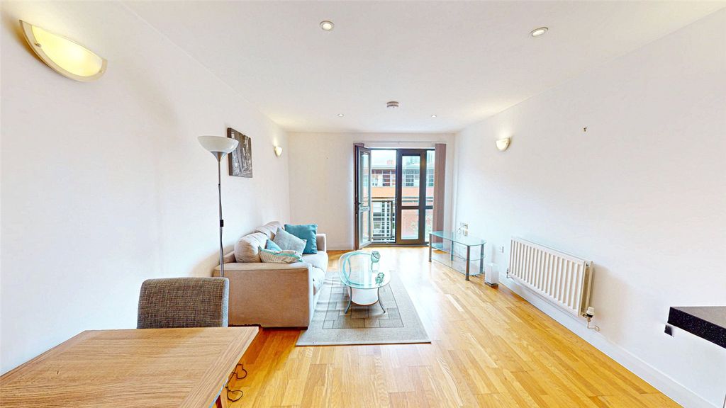 Property photo 2 of 12 Picture No. 02