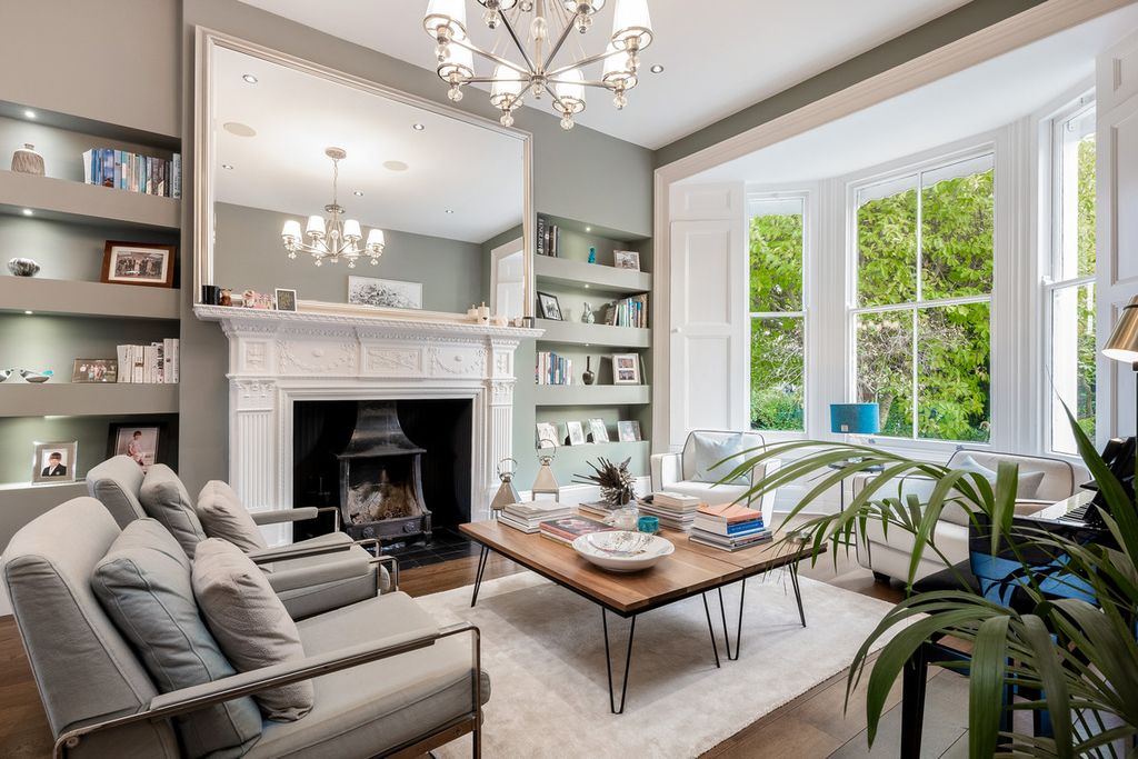 Property photo 2 of 46