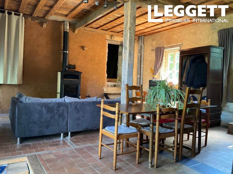 Property photo 3 of 10