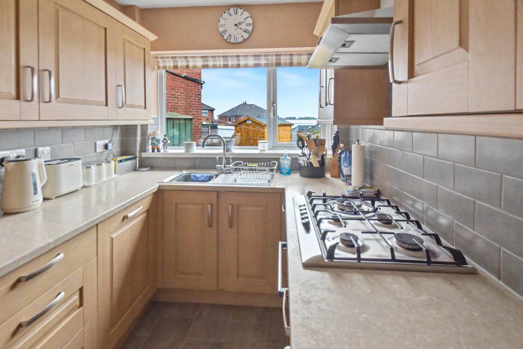 Property photo 3 of 18 Picture No. 19