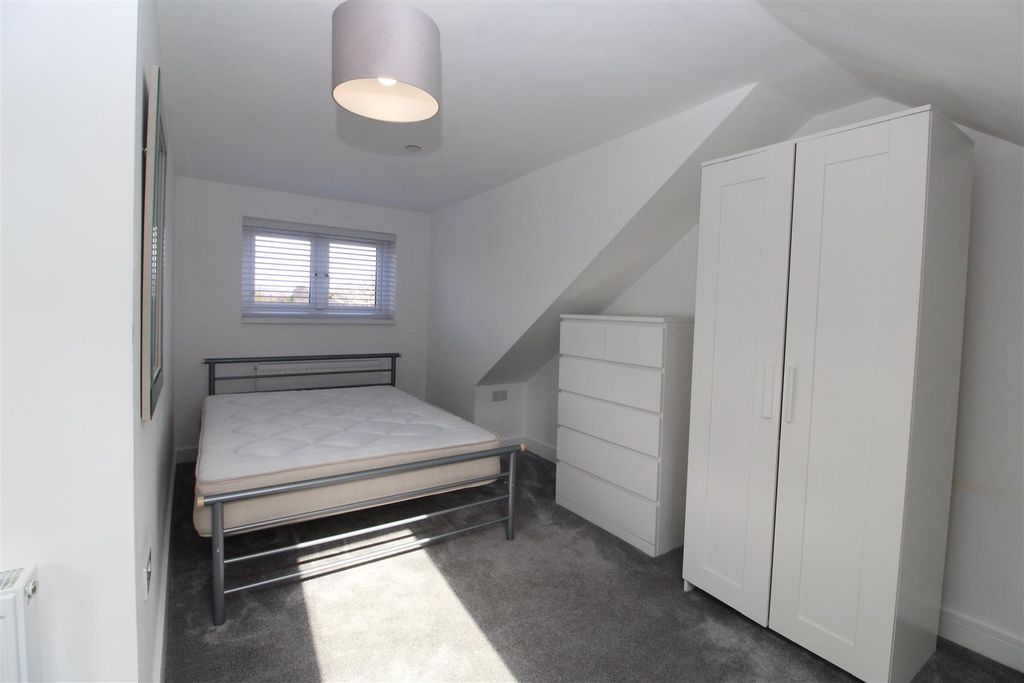 Property photo 2 of 13 Img_2178.Jpg