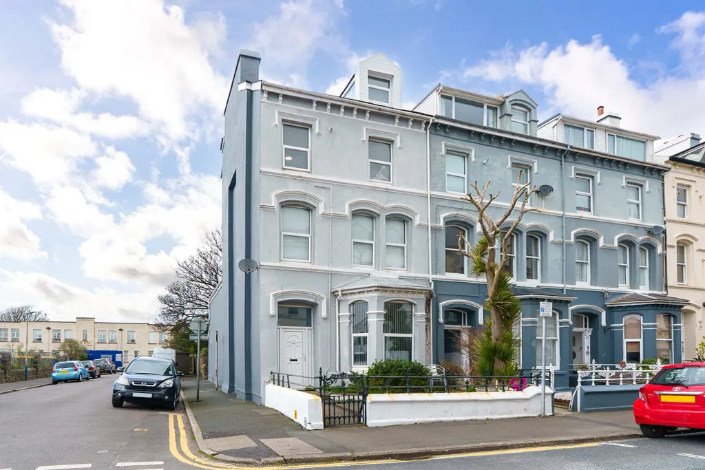 Property photo 1 of 15