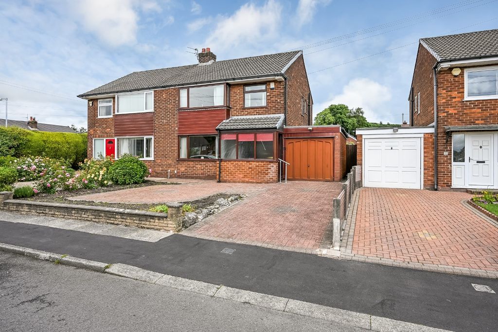 Property photo 1 of 25 5200721