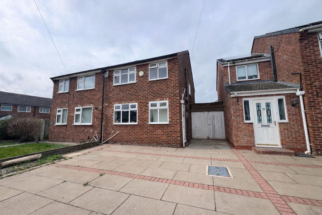 Property photo 2 of 19