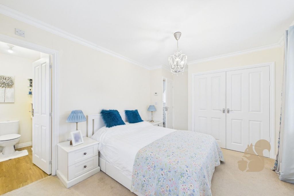 Property photo 3 of 27 Cam01659G0-Pr0661-Still030.Jpg