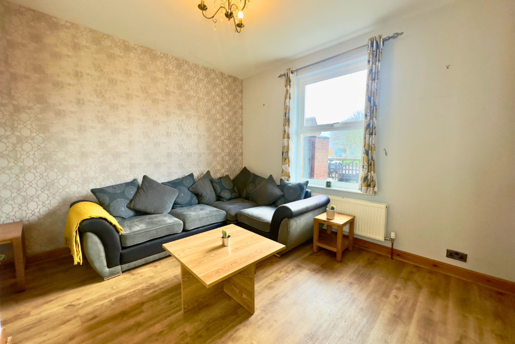 Property photo 3 of 18