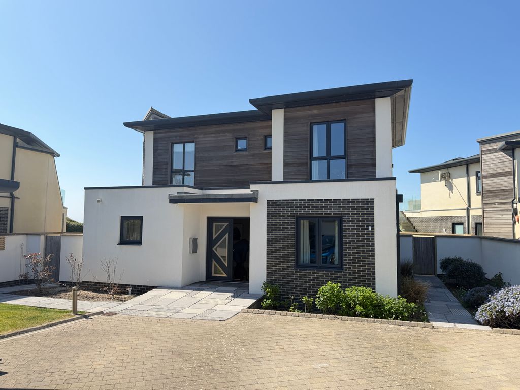 Property photo 2 of 17 Img_2311