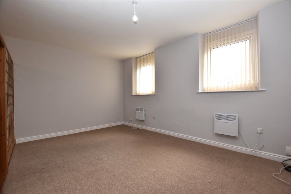 Property photo 2 of 9 Picture No. 03