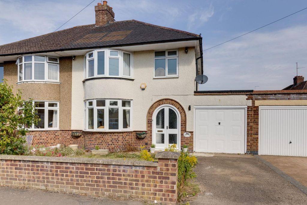 Property photo 1 of 13