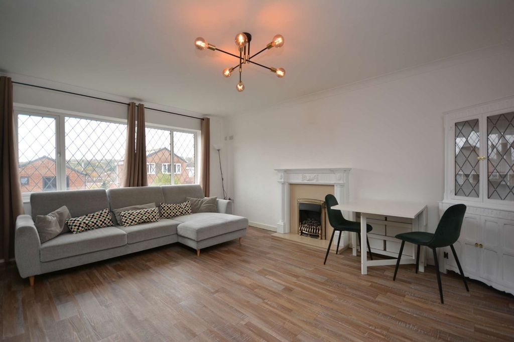 Property photo 3 of 17 Picture No. 21