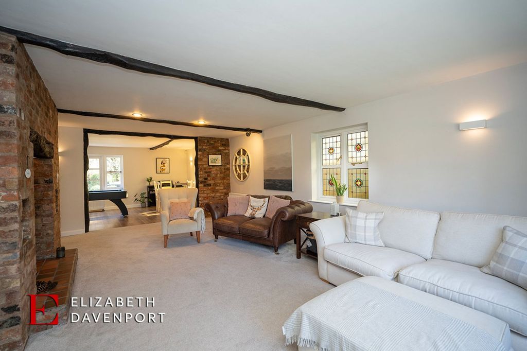 Property photo 3 of 28