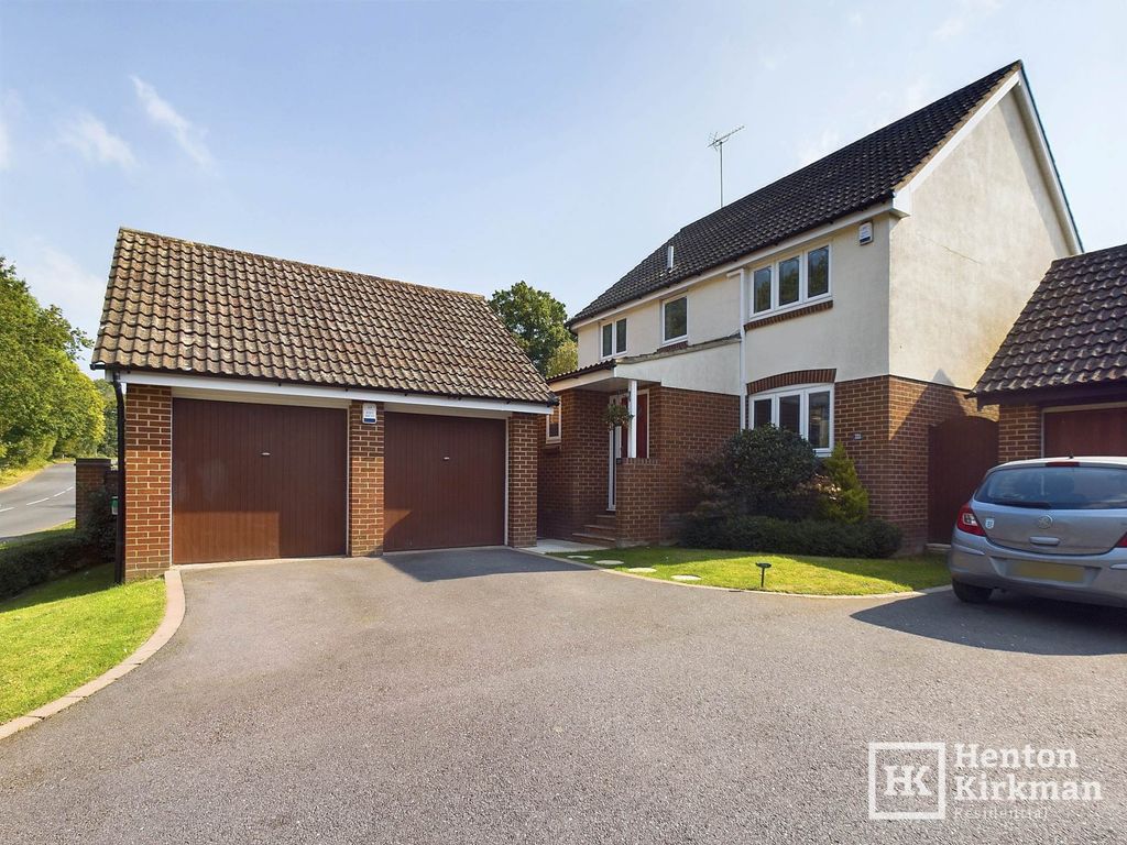 Property photo 1 of 27