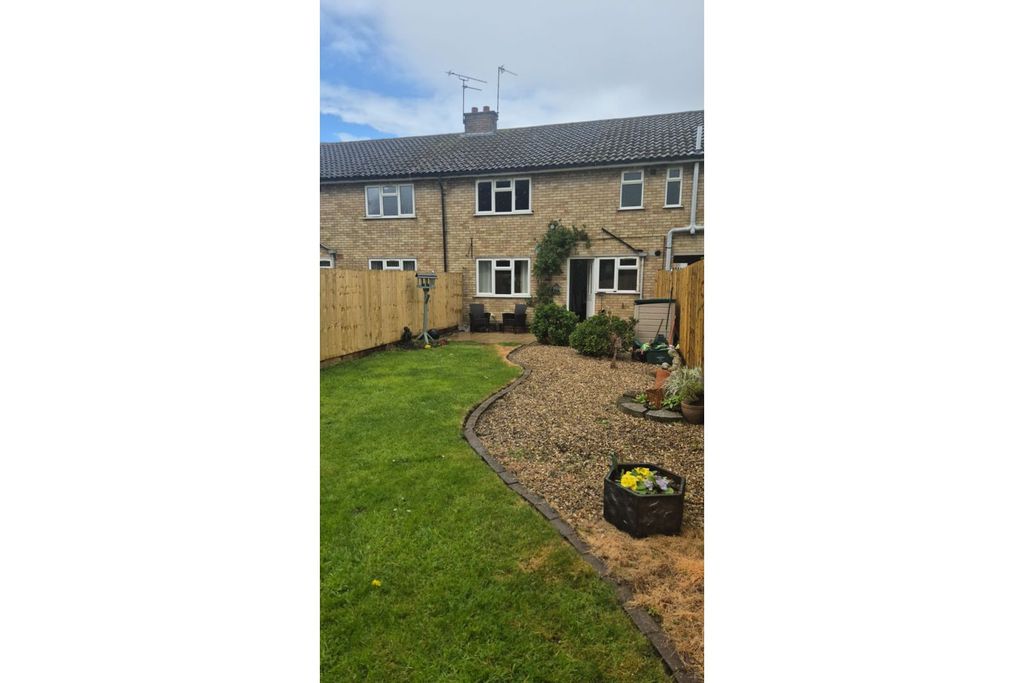 Property photo 2 of 15