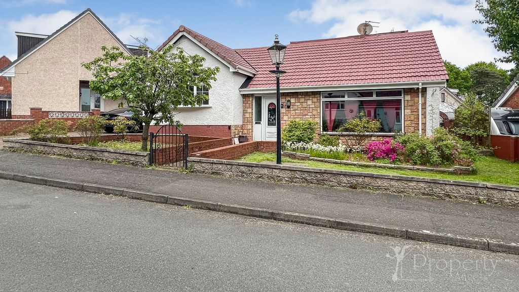 4 bed detached bungalow for sale in Larchfield Crescent, Wishaw ML2