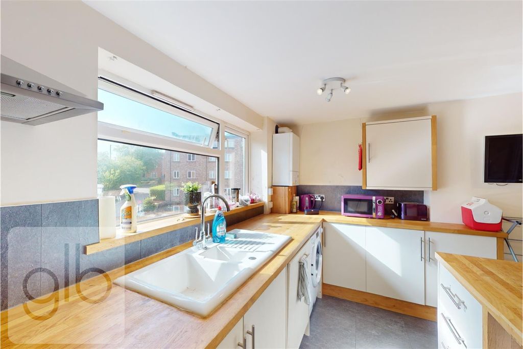 Property photo 1 of 9 4.Png