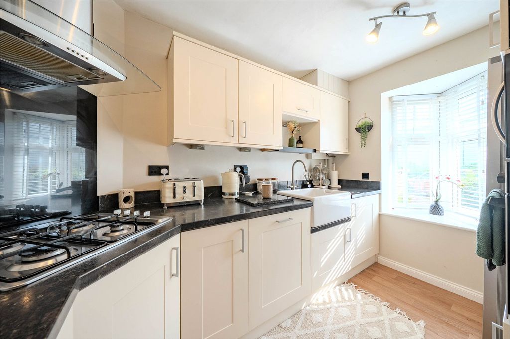 Property photo 3 of 20 Picture No. 05