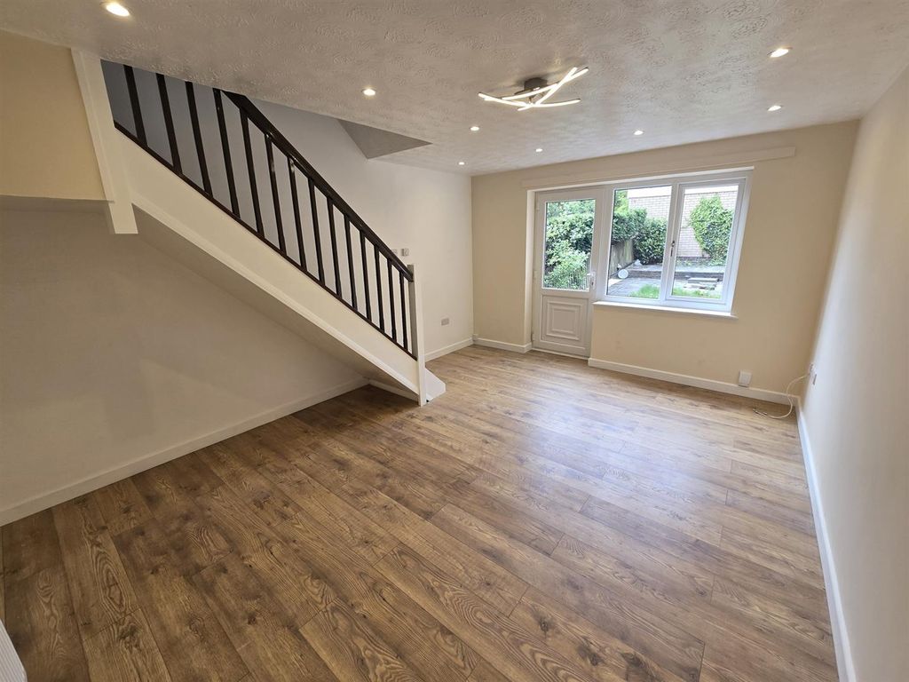 Property photo 2 of 12 20260420_141155_Resized.Jpg