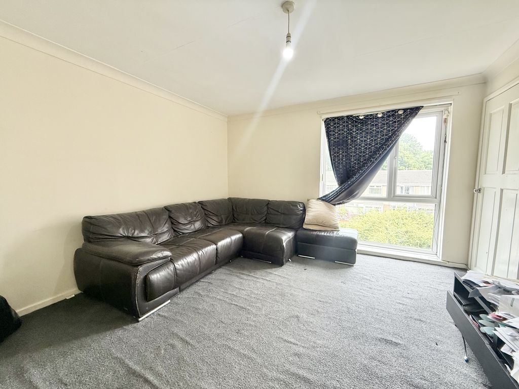Property photo 2 of 7 Img_3852